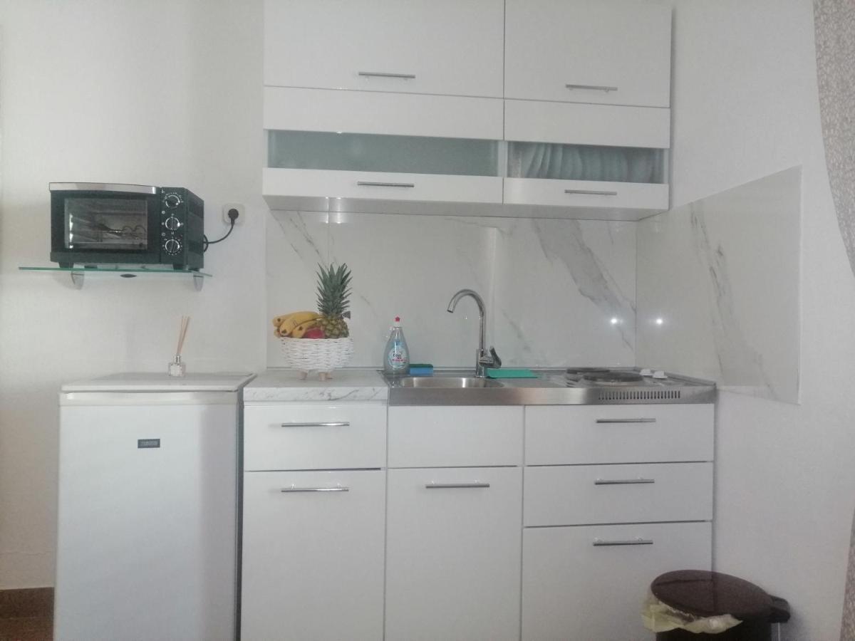 Appartement Apartman Ivo à Baška Voda Extérieur photo