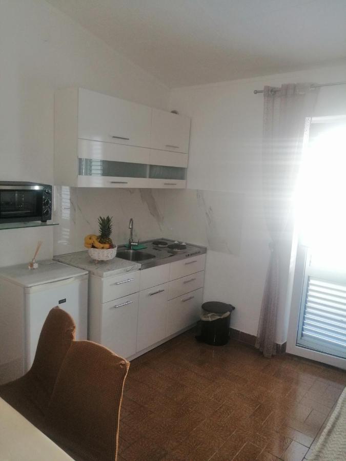 Appartement Apartman Ivo à Baška Voda Extérieur photo